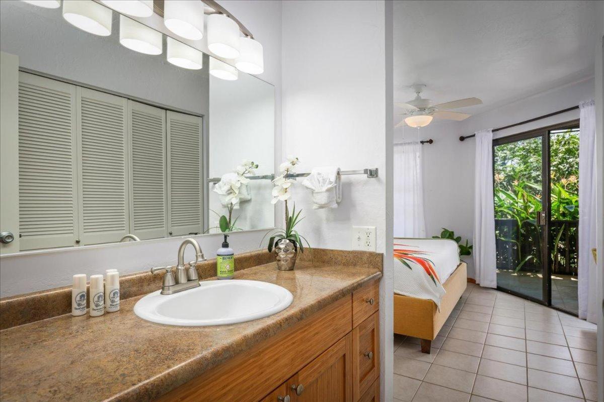 Kona Westwind 1 New! Quiet Ocean-View 1St Floor | Patio | Pool Villa Kailua-Kona Ngoại thất bức ảnh